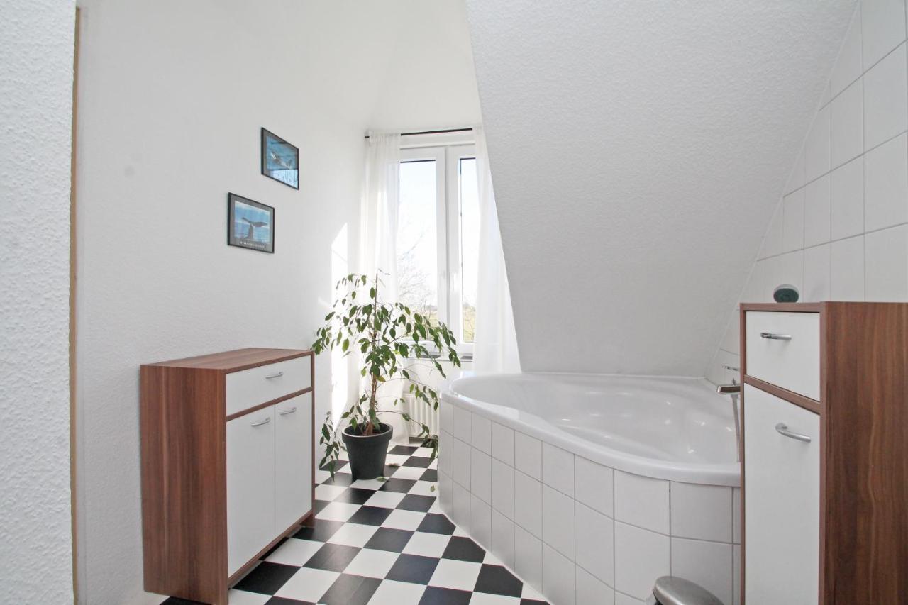 Pension Altes Zollhaus Норден Экстерьер фото